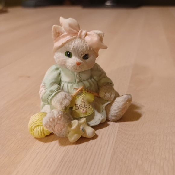 Calico Kittens "Hand Knitted With Love" - Picture 7 of 12